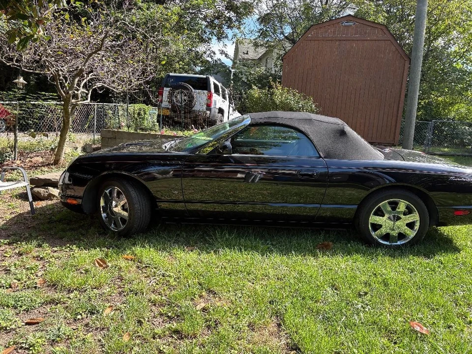2003 Ford Thunderbird 11th Gen - Image 2 of 13