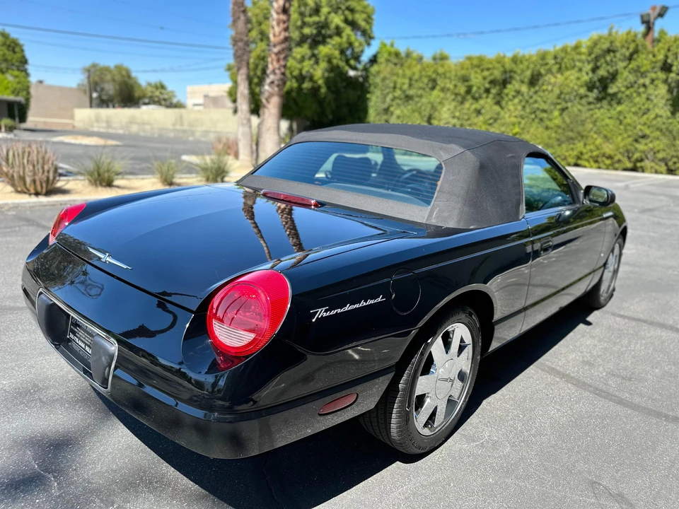 2003 Ford Thunderbird 11th Gen - Image 19 of 31