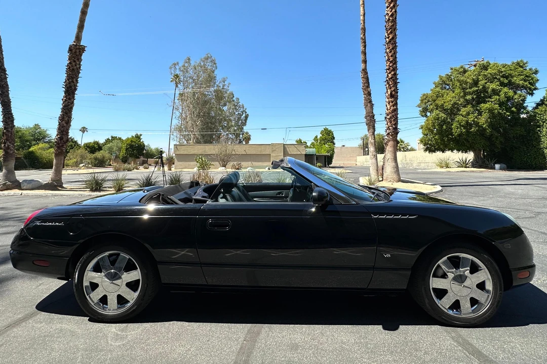 2003 Ford Thunderbird 11th Gen - Image 3 of 31