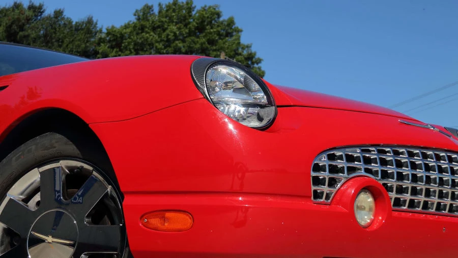 2003 Ford Thunderbird 11th Gen - Image 18 of 20