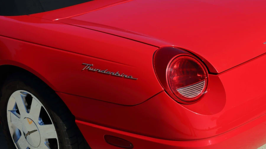 2003 Ford Thunderbird 11th Gen - Image 19 of 20