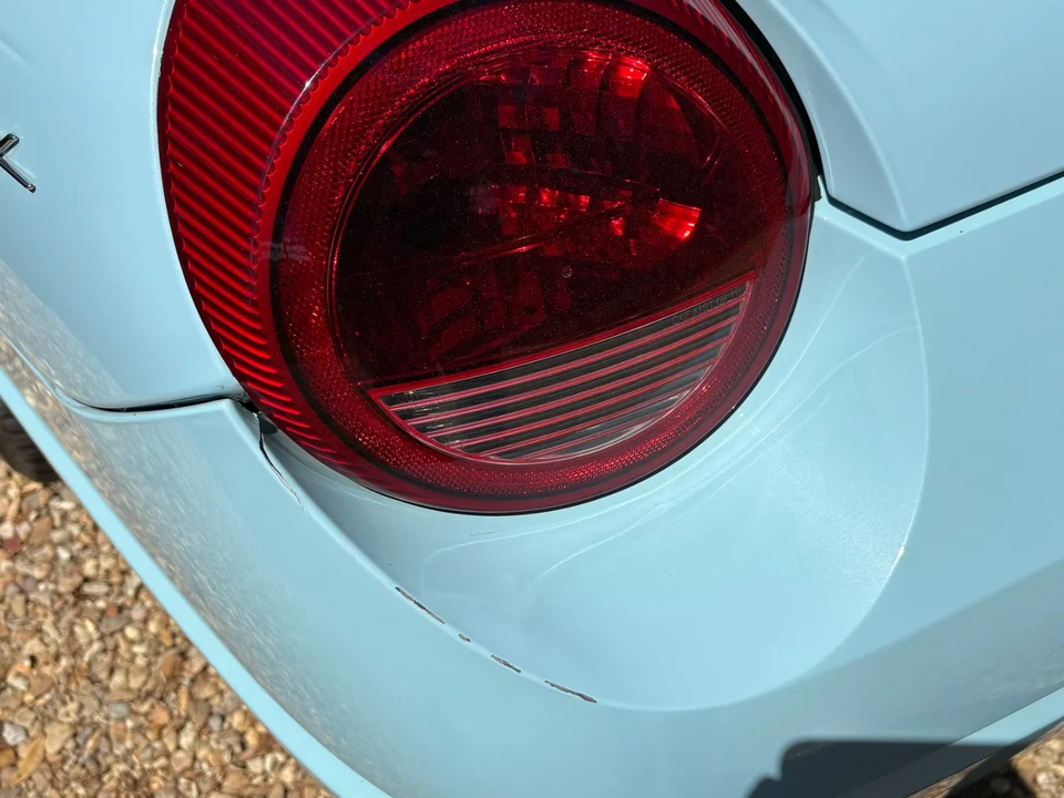 2003 Ford Thunderbird 11th Gen - Image 9 of 11