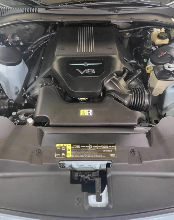 2003 Ford Thunderbird 11th Gen - Image 6 of 11