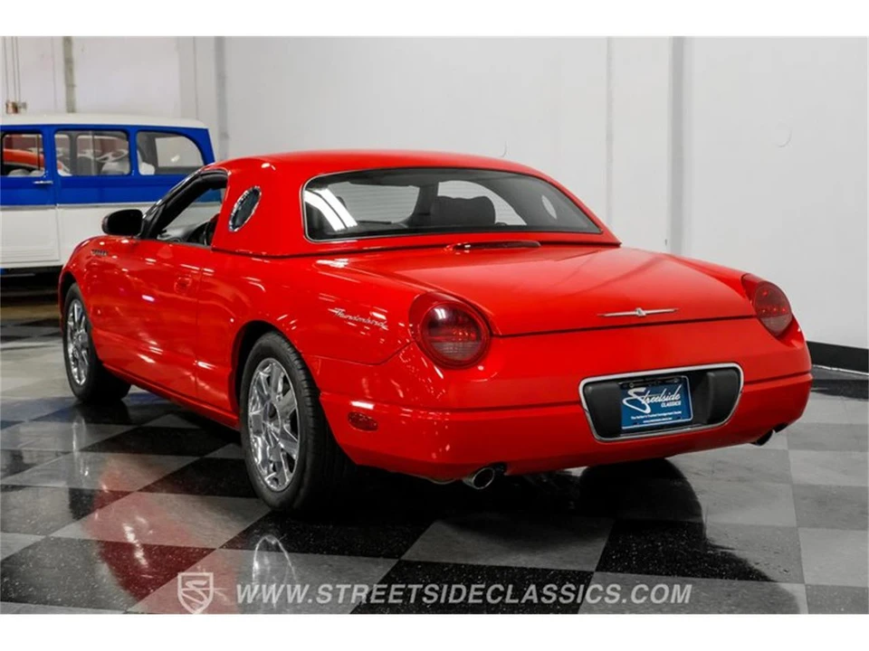 2003 Ford Thunderbird 11th Gen - Image 23 of 31