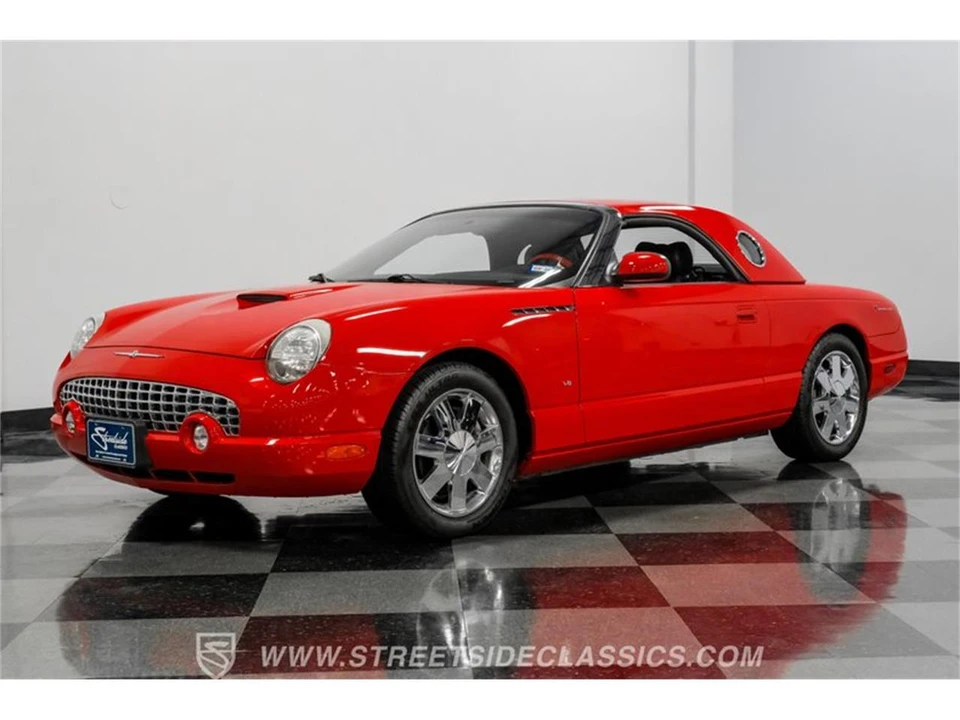 2003 Ford Thunderbird 11th Gen - Image 19 of 31
