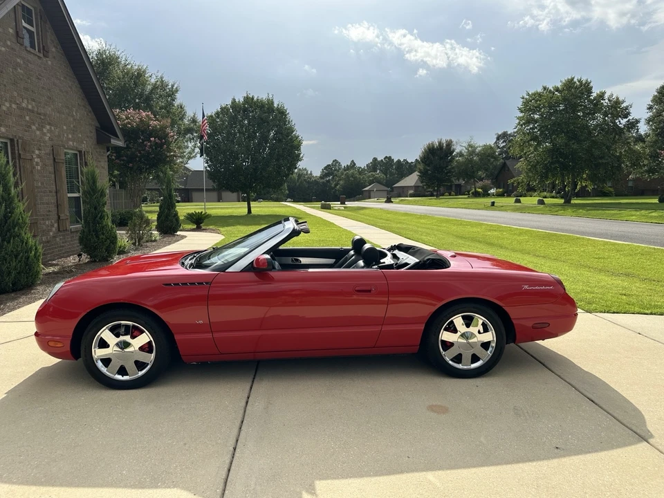 2003 Ford Thunderbird 11th Gen - Image 10 of 21