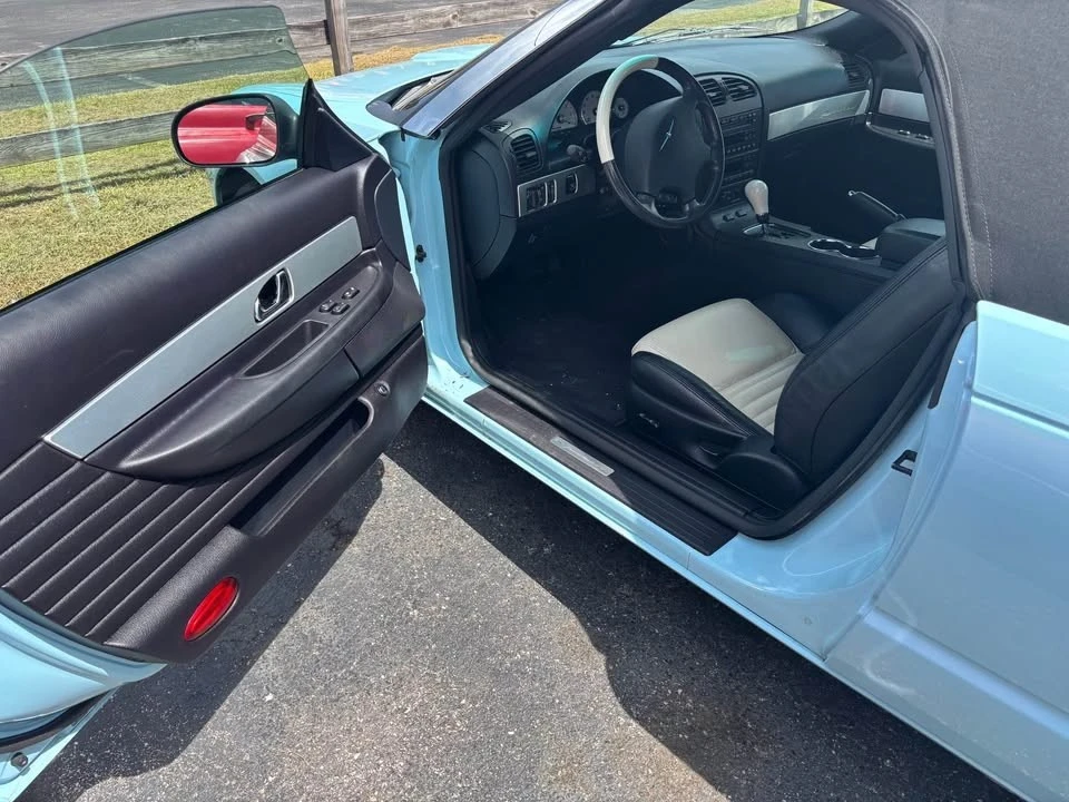 2003 Ford Thunderbird 11th Gen - Image 8 of 9