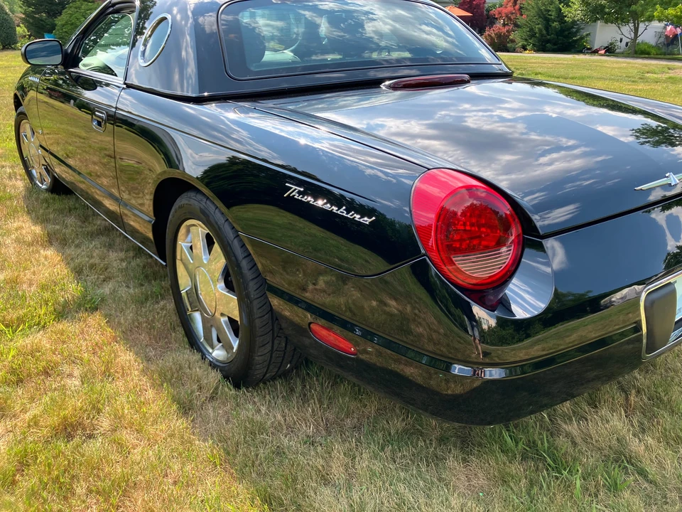 2003 Ford Thunderbird 11th Gen - Image 20 of 31