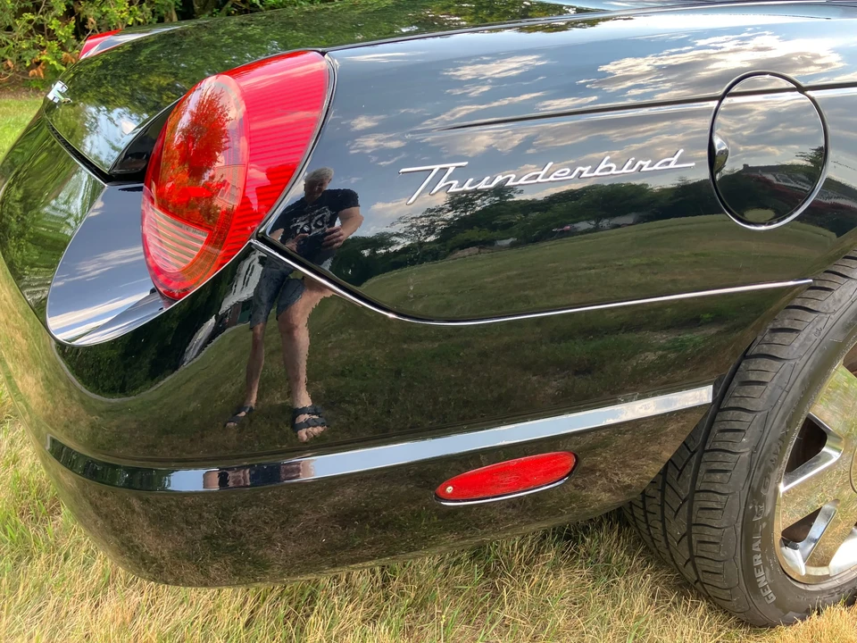 2003 Ford Thunderbird 11th Gen - Image 17 of 31