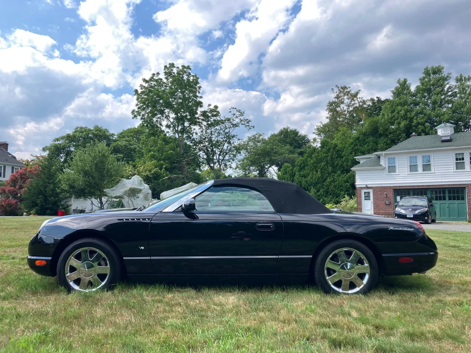 2003 Ford Thunderbird 11th Gen - Image 12 of 31