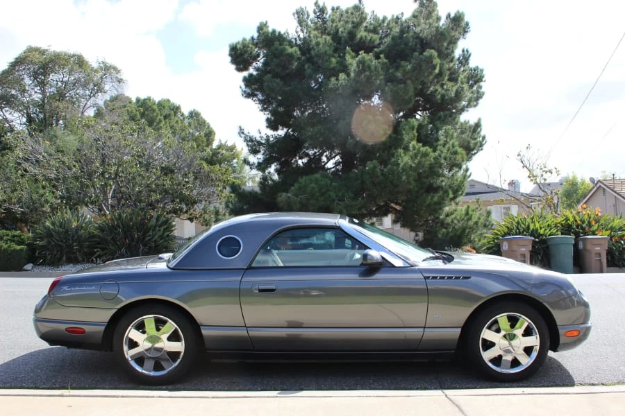 2003 Ford Thunderbird 11th Gen - Image 2 of 4