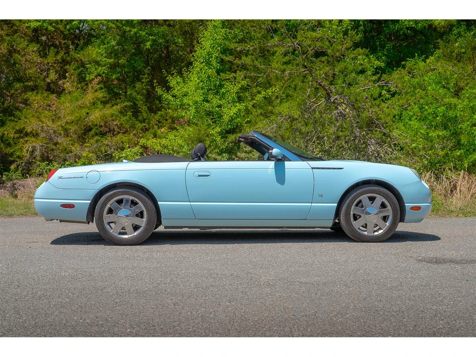 2003 Ford Thunderbird 11th Gen - Image 4 of 31