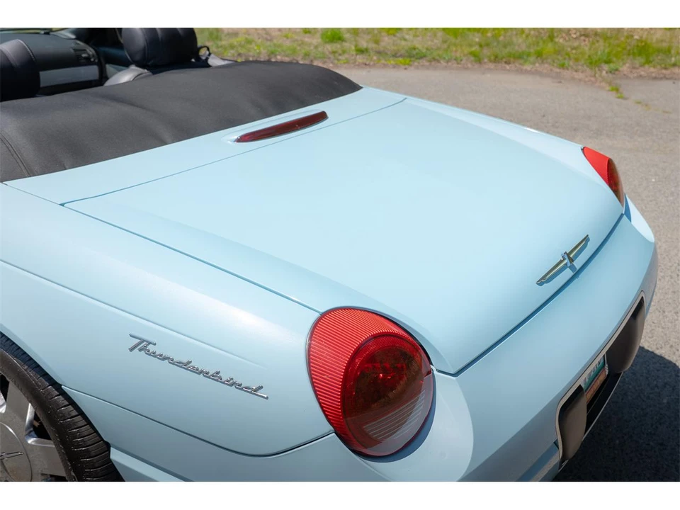 2003 Ford Thunderbird 11th Gen - Image 10 of 31