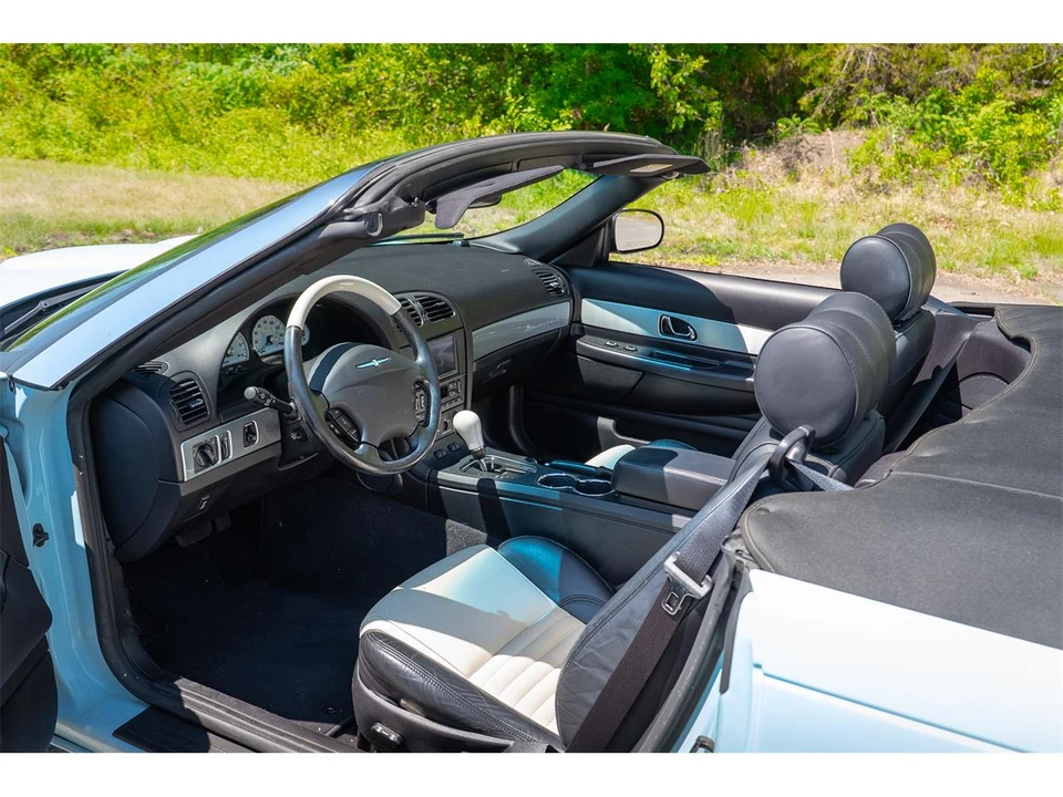 2003 Ford Thunderbird 11th Gen - Image 14 of 31