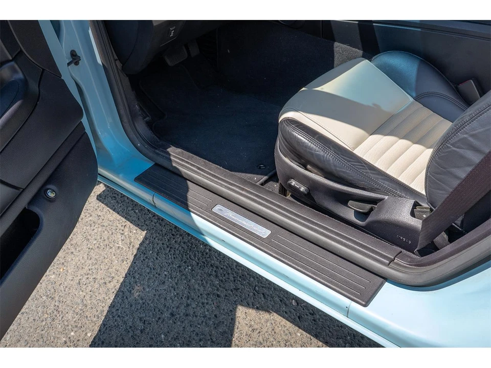 2003 Ford Thunderbird 11th Gen - Image 16 of 31