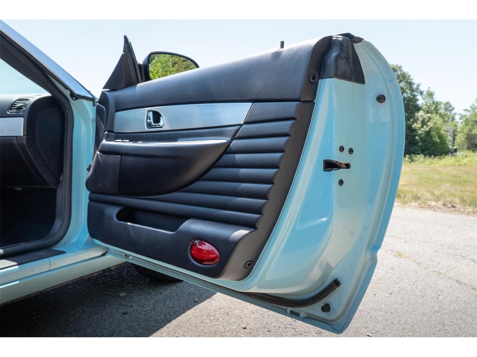 2003 Ford Thunderbird 11th Gen - Image 25 of 31