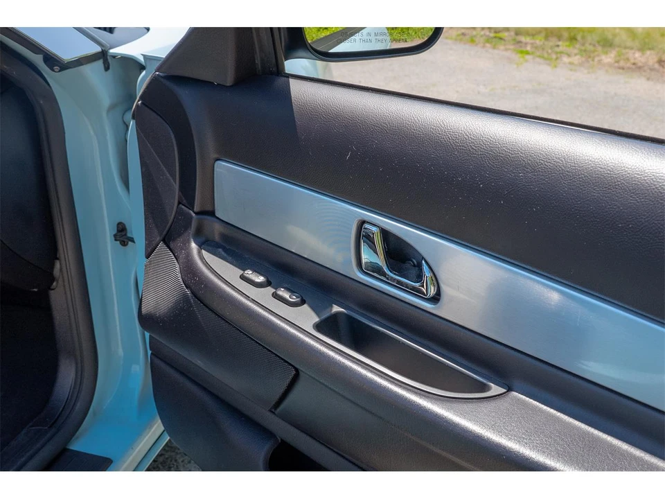 2003 Ford Thunderbird 11th Gen - Image 26 of 31