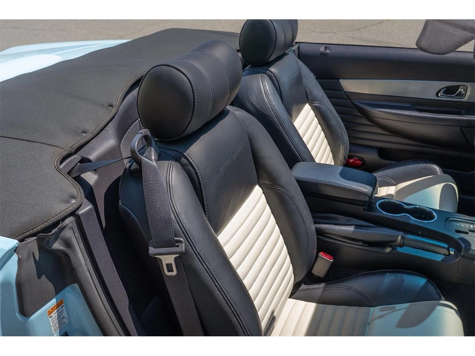 2003 Ford Thunderbird 11th Gen - Image 28 of 31