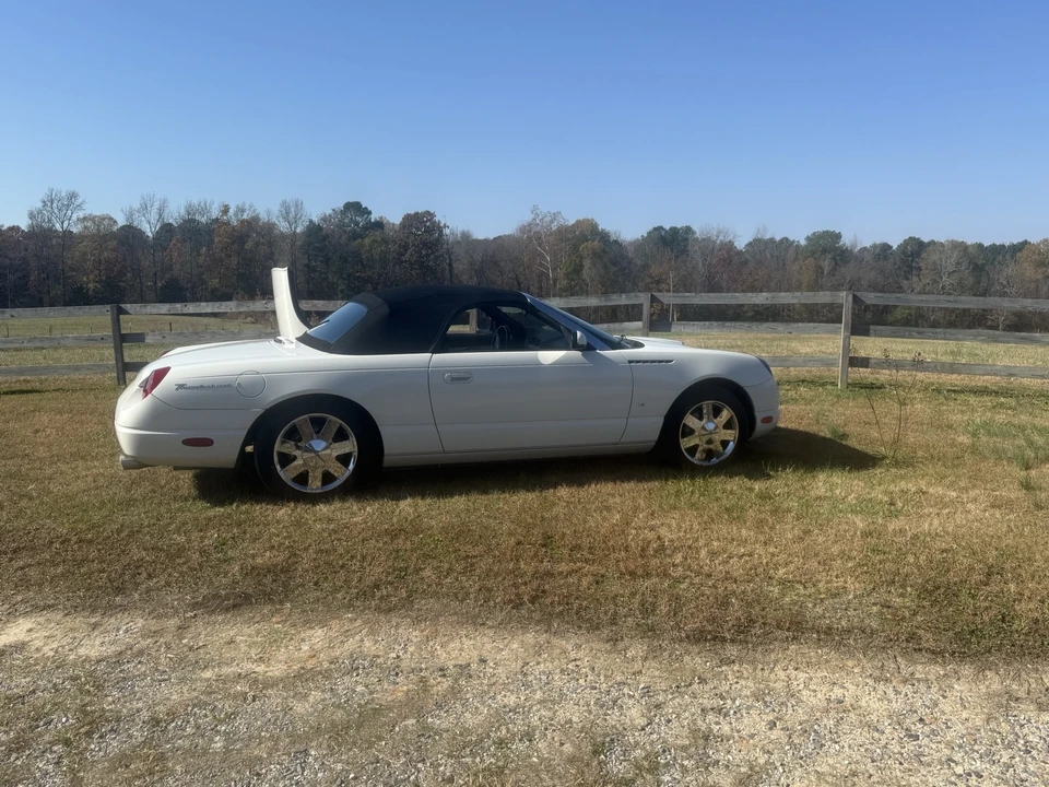 2003 Ford Thunderbird 11th Gen - Image 5 of 10