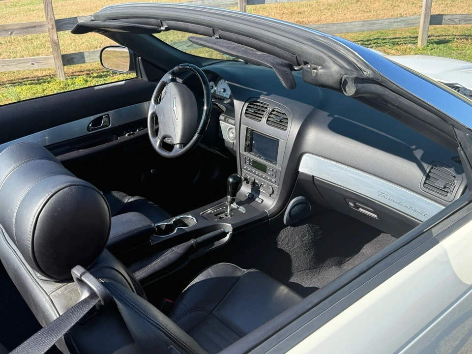 2003 Ford Thunderbird 11th Gen - Image 7 of 10