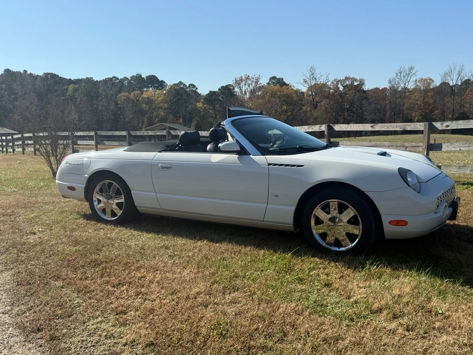 2003 Ford Thunderbird 11th Gen - Image 3 of 10