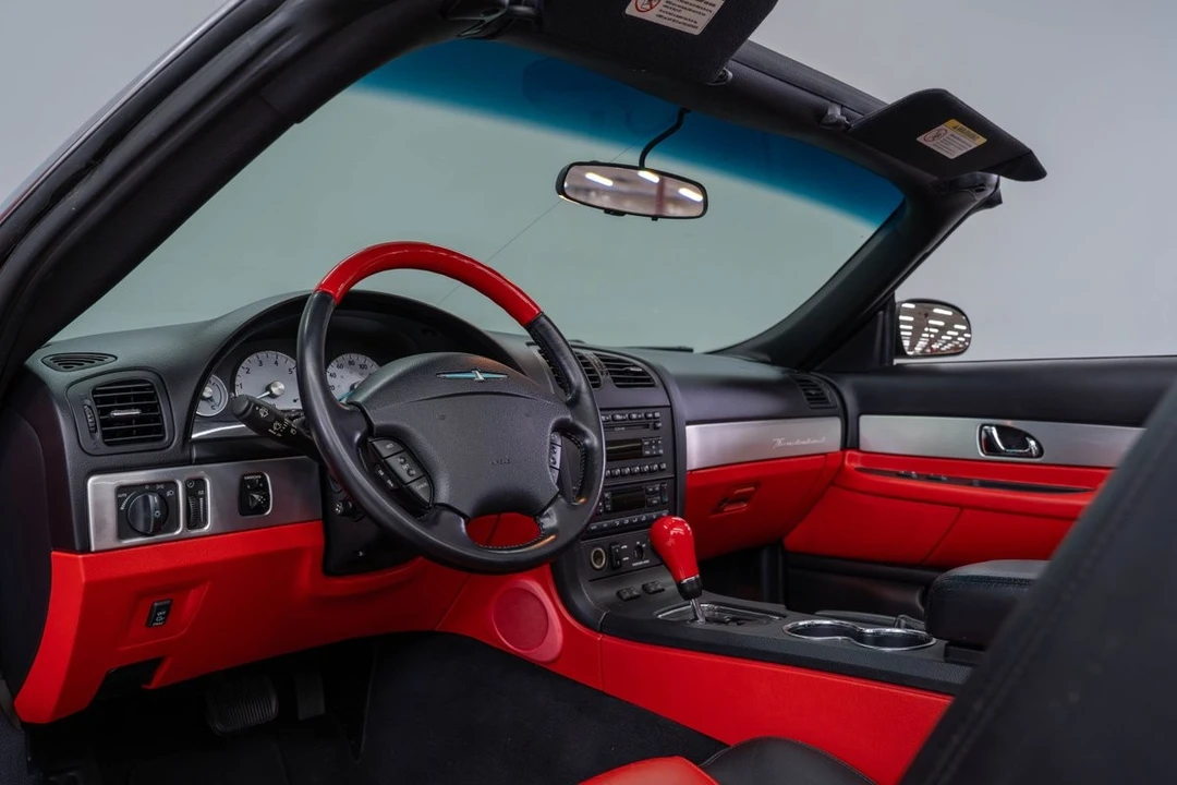 2003 Ford Thunderbird 11th Gen - Image 13 of 31