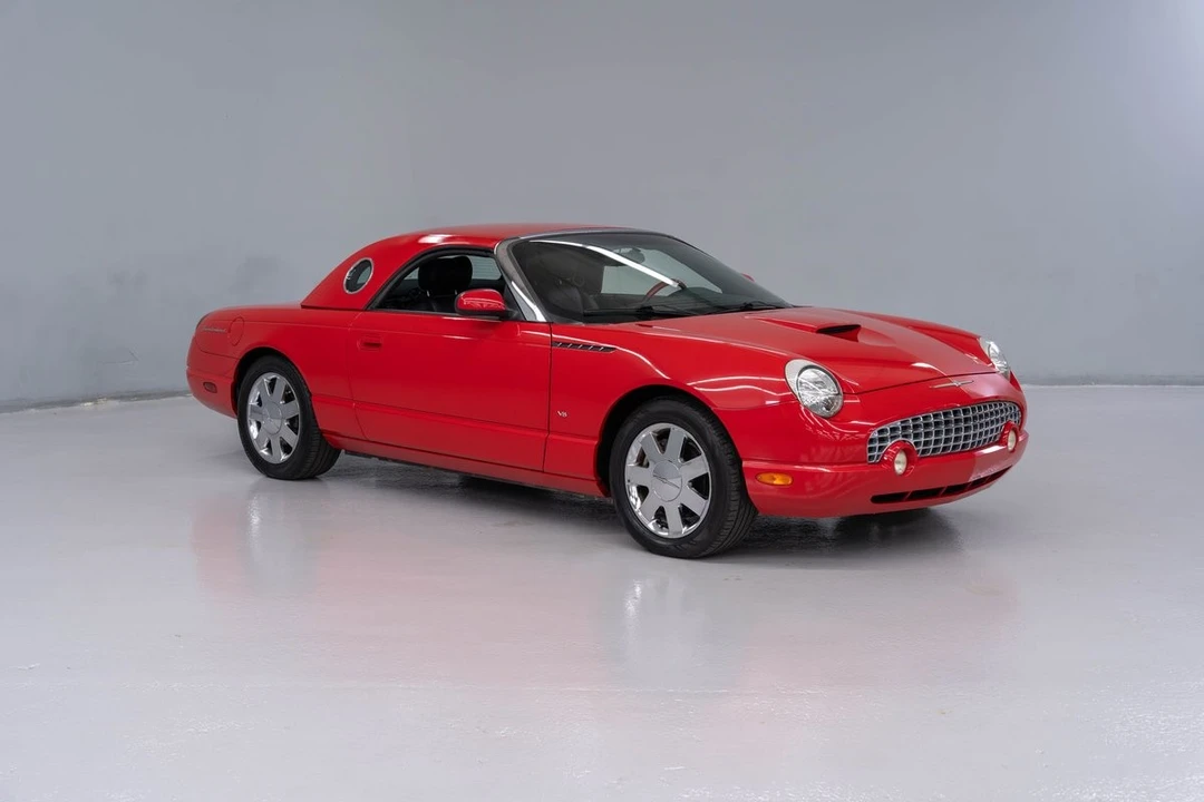 2003 Ford Thunderbird 11th Gen - Image 9 of 31