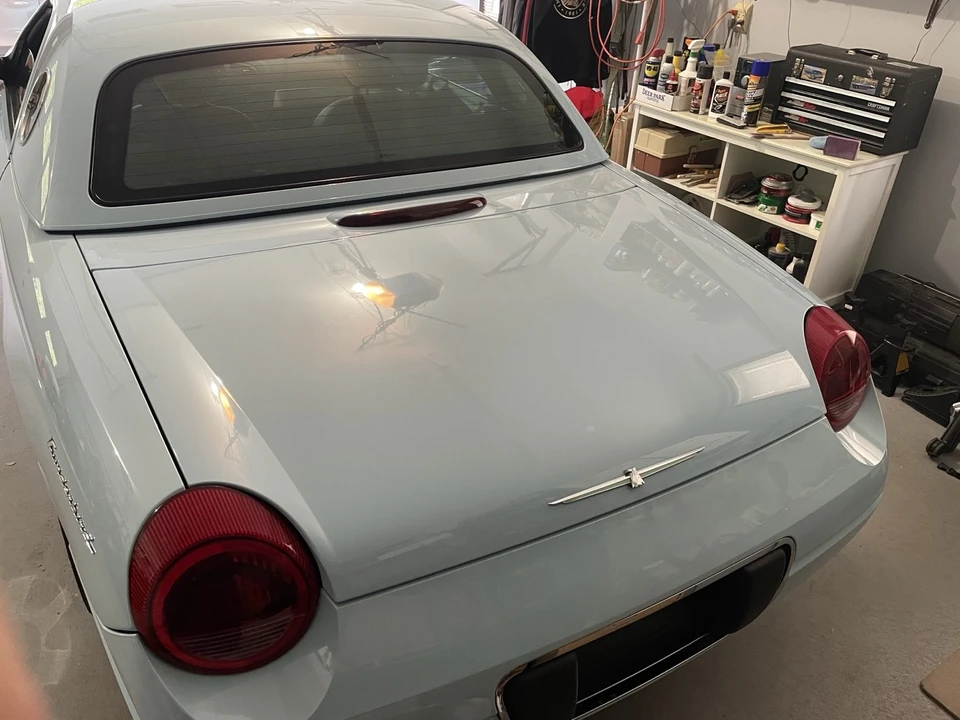 2003 Ford Thunderbird 11th Gen - Image 6 of 10