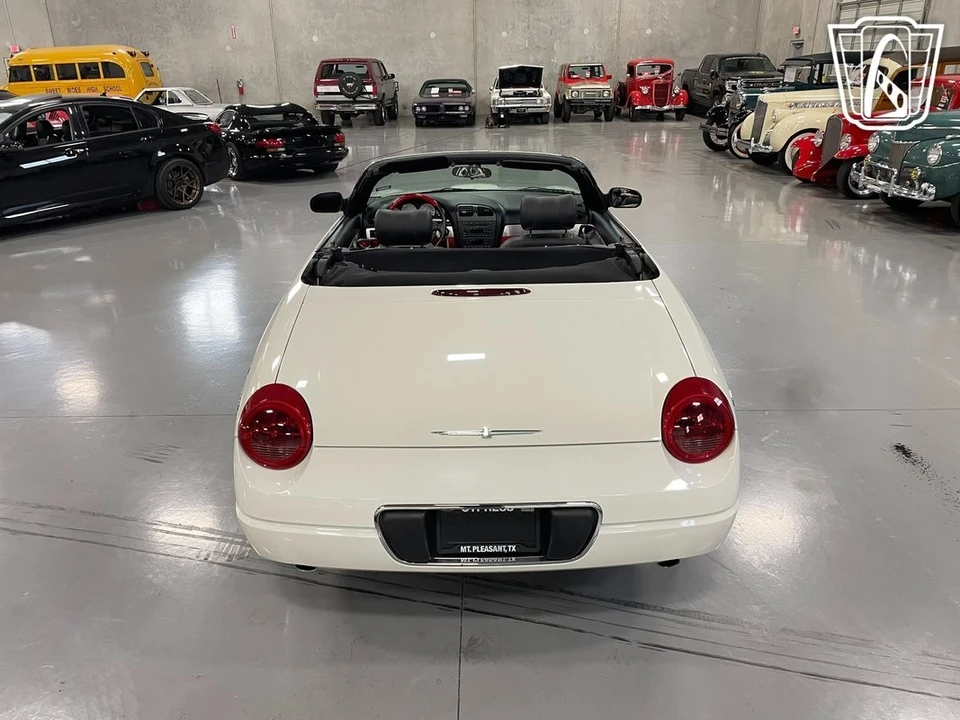 2003 Ford Thunderbird 11th Gen - Image 10 of 12