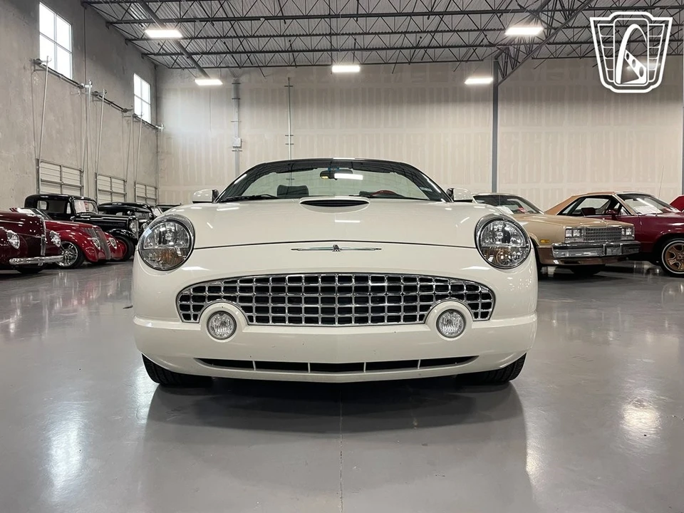 2003 Ford Thunderbird 11th Gen - Image 5 of 12