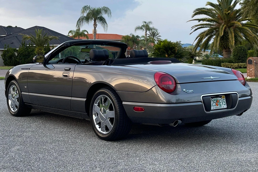 2003 Ford Thunderbird 11th Gen - Image 5 of 31