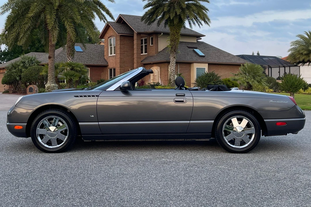 2003 Ford Thunderbird 11th Gen - Image 3 of 31