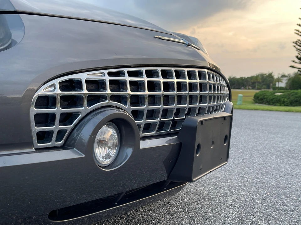 2003 Ford Thunderbird 11th Gen - Image 26 of 31