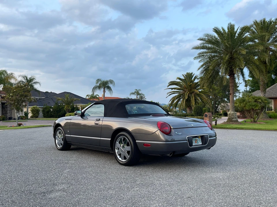 2003 Ford Thunderbird 11th Gen - Image 13 of 31
