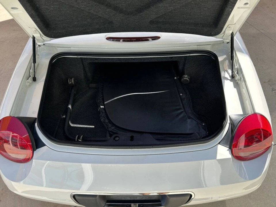 2003 Ford Thunderbird 11th Gen - Image 10 of 12