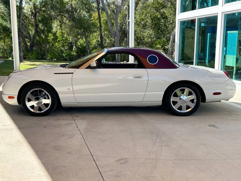 2003 Ford Thunderbird 11th Gen - Image 11 of 12