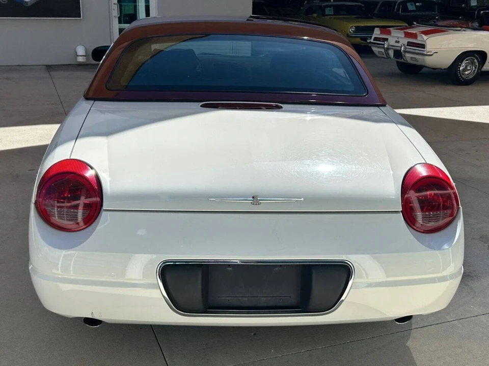 2003 Ford Thunderbird 11th Gen - Image 6 of 12