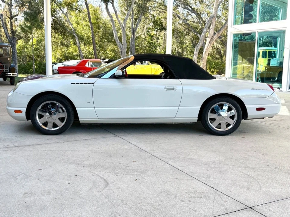 2003 Ford Thunderbird 11th Gen - Image 17 of 21