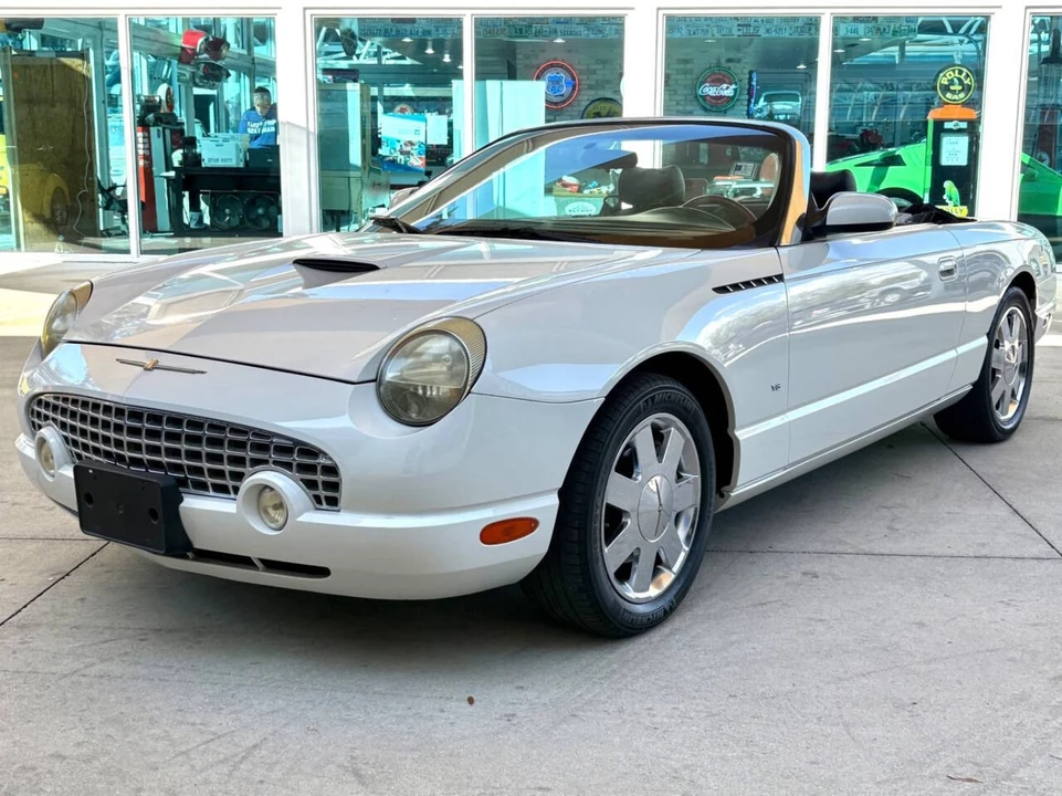 2003 Ford Thunderbird 11th Gen - Image 14 of 21