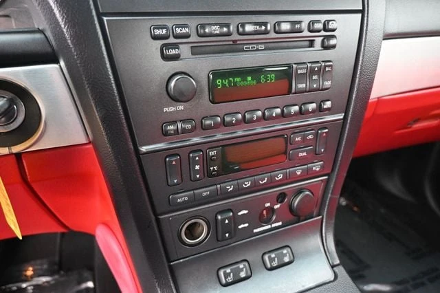 2003 Ford Thunderbird 11th Gen - Image 9 of 13