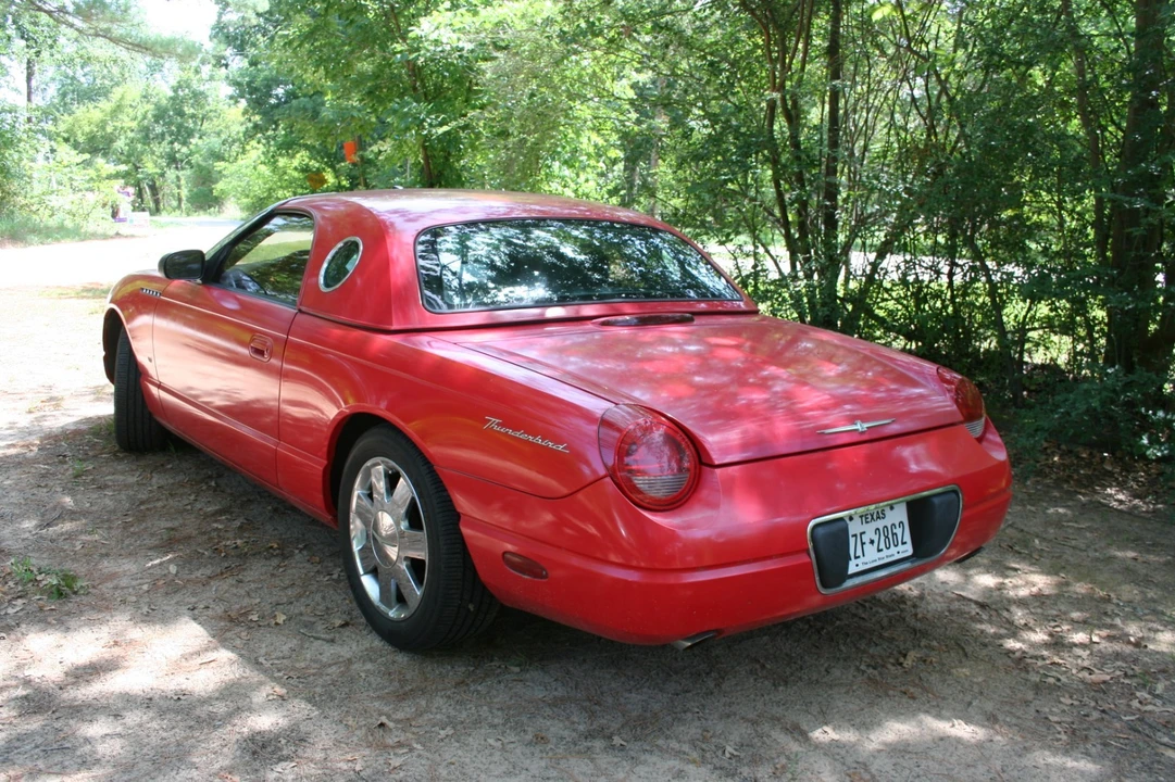 2003 Ford Thunderbird 11th Gen - Image 4 of 17