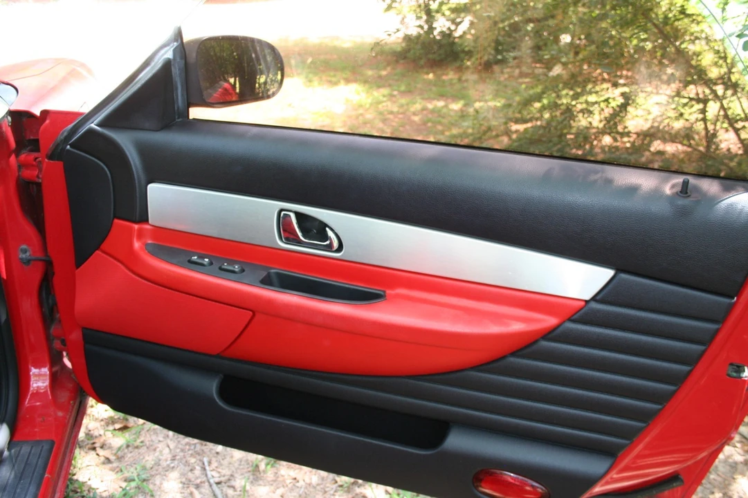 2003 Ford Thunderbird 11th Gen - Image 13 of 17