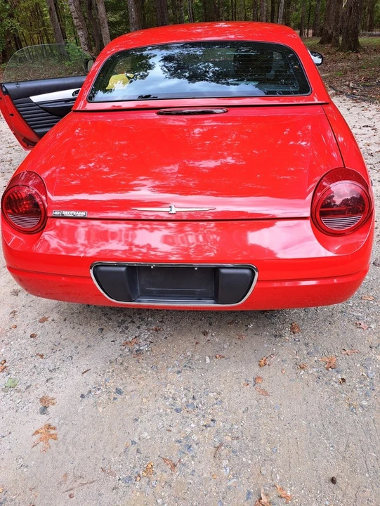 2003 Ford Thunderbird 11th Gen - Image 12 of 13