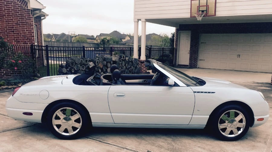 2003 Ford Thunderbird 11th Gen - Image 2 of 12