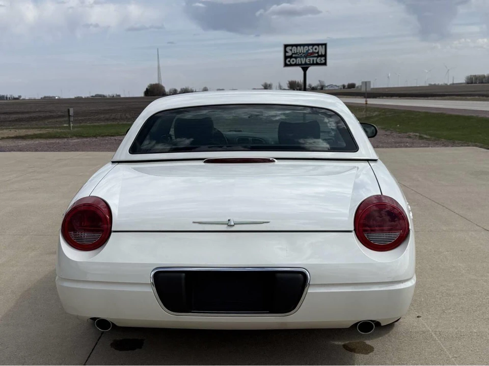 2003 Ford Thunderbird 11th Gen - Image 9 of 31