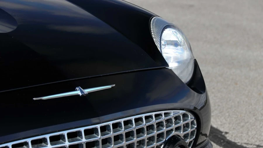 2003 Ford Thunderbird 11th Gen - Image 14 of 29