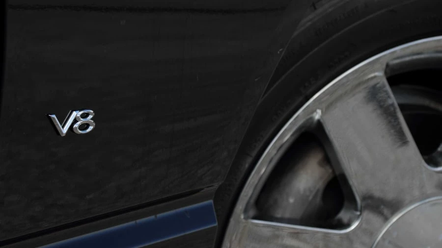 2003 Ford Thunderbird 11th Gen - Image 13 of 29