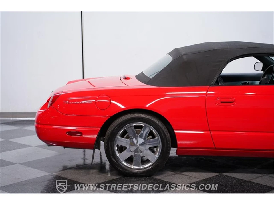 2003 Ford Thunderbird 11th Gen - Image 23 of 31