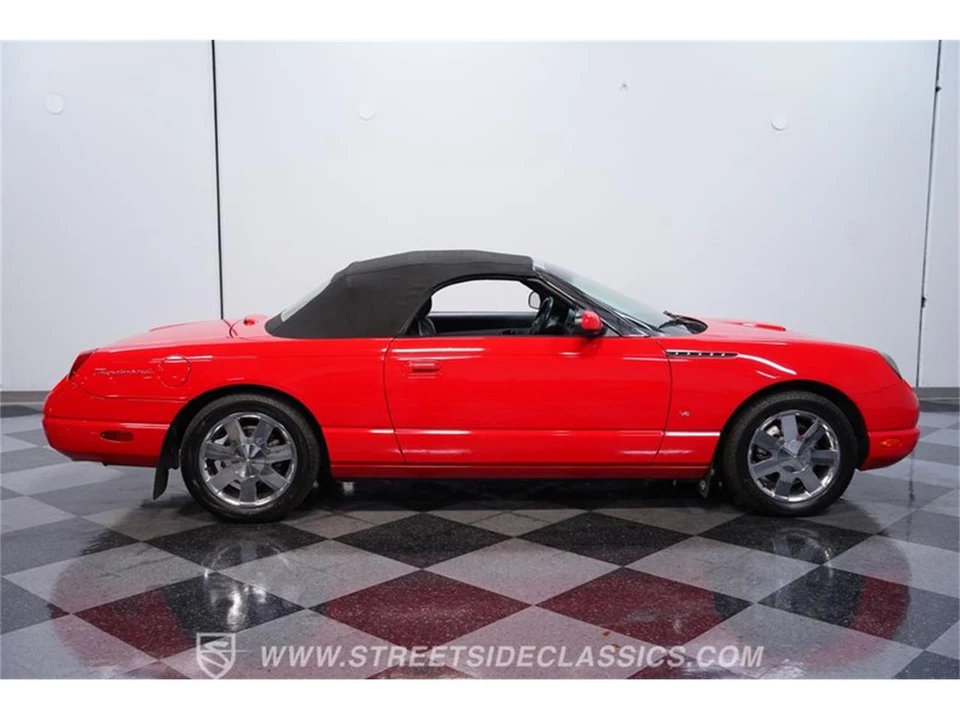 2003 Ford Thunderbird 11th Gen - Image 12 of 31