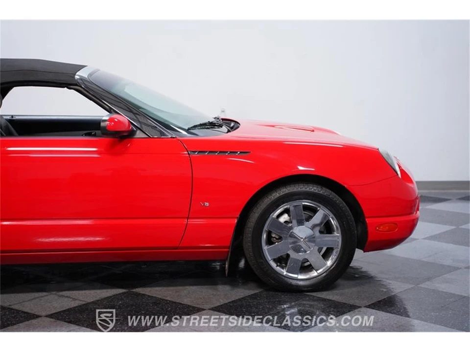 2003 Ford Thunderbird 11th Gen - Image 24 of 31